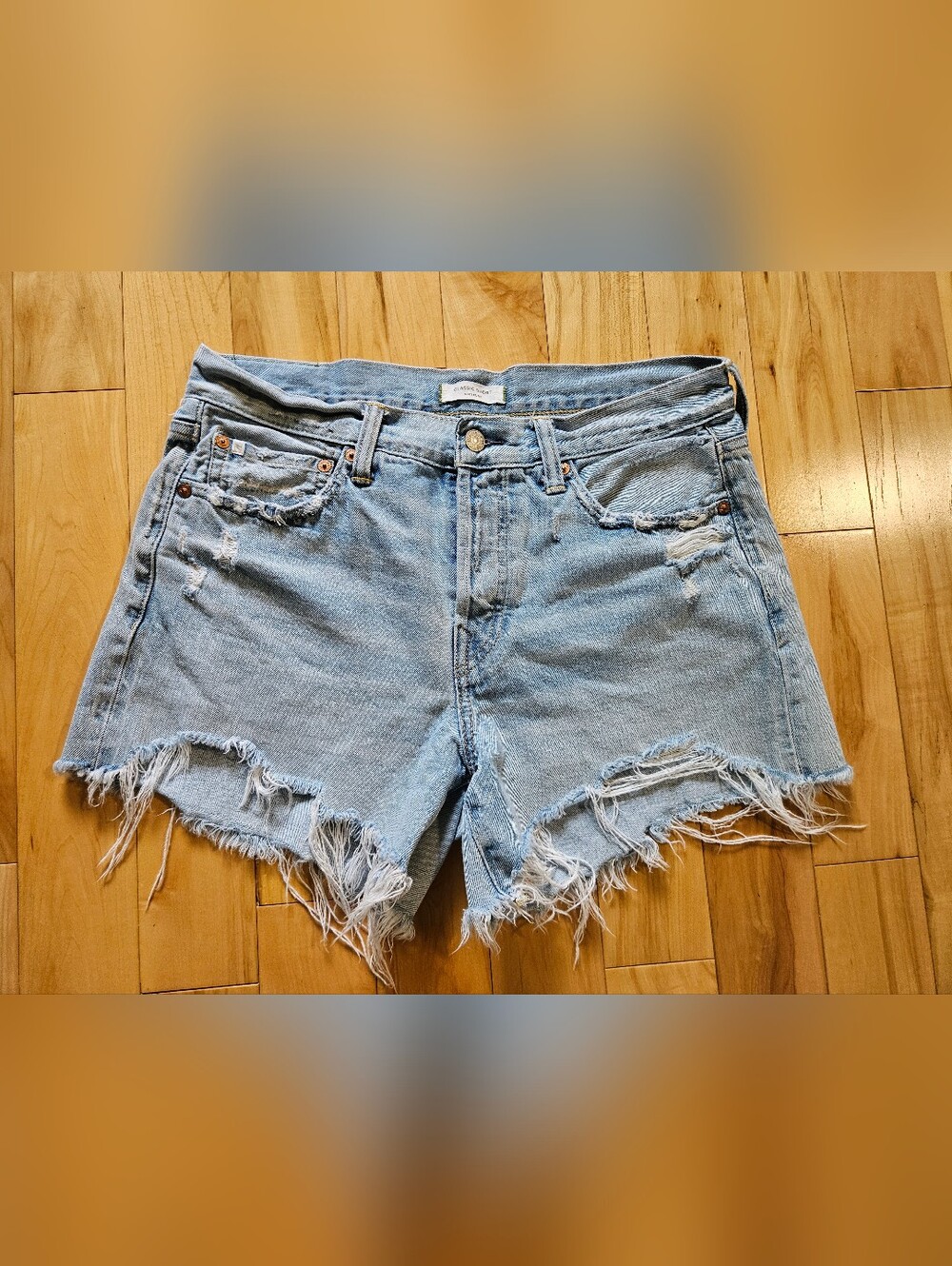 AE77 American Eagle Classic Short Selvedge Light Wash 10